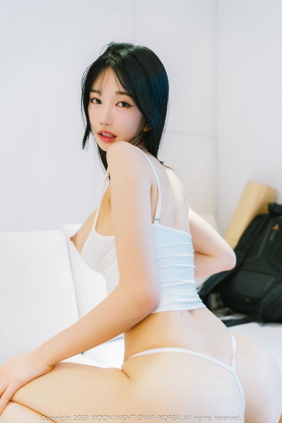 Moon-Night-Snap-Yunjin-Yunjin-Peeking-MissKON.com-081.jpeg.jpg